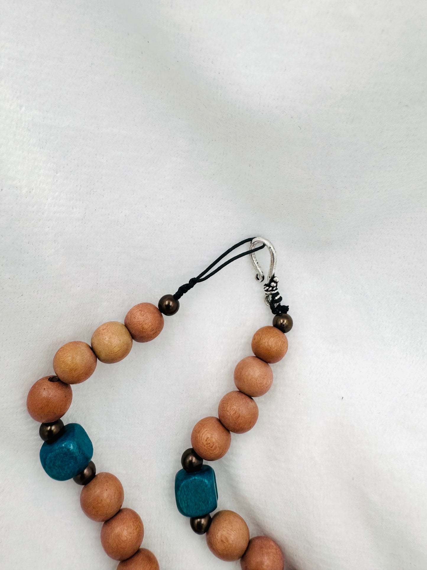 Wood autumn necklace
