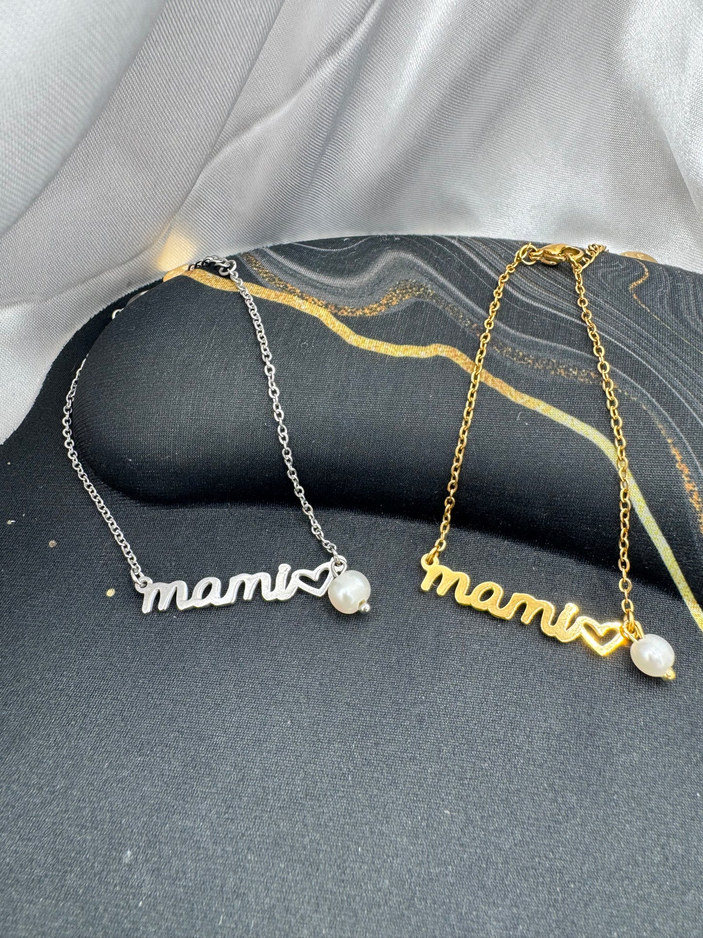 Mami Love bracelet