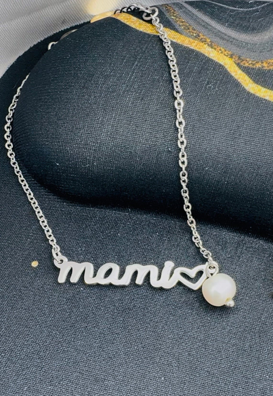 Mami Love bracelet