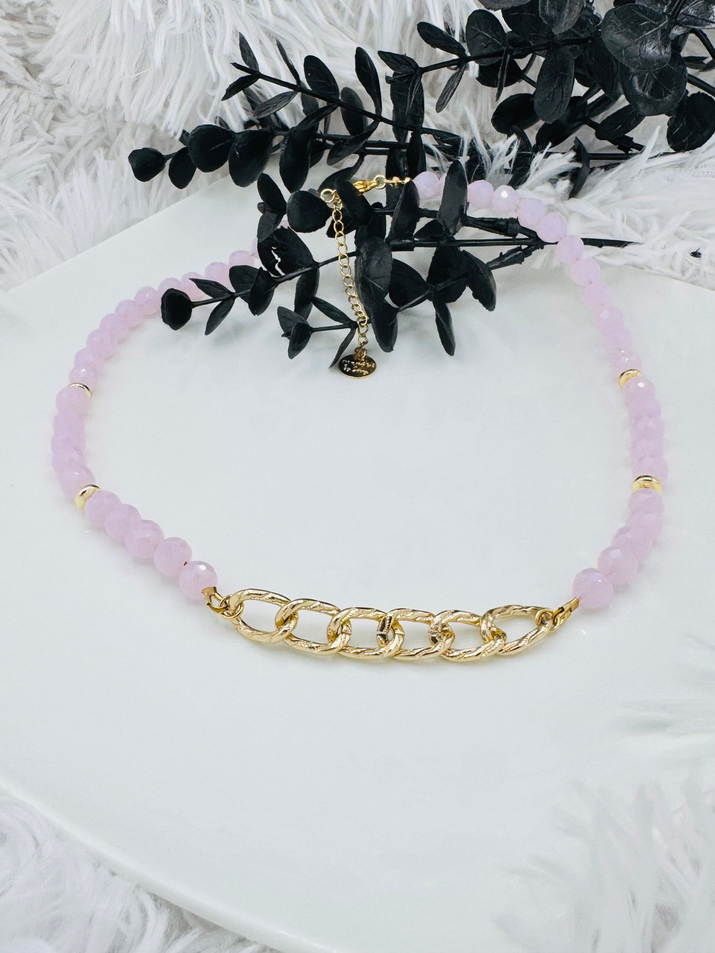 Pink choker
