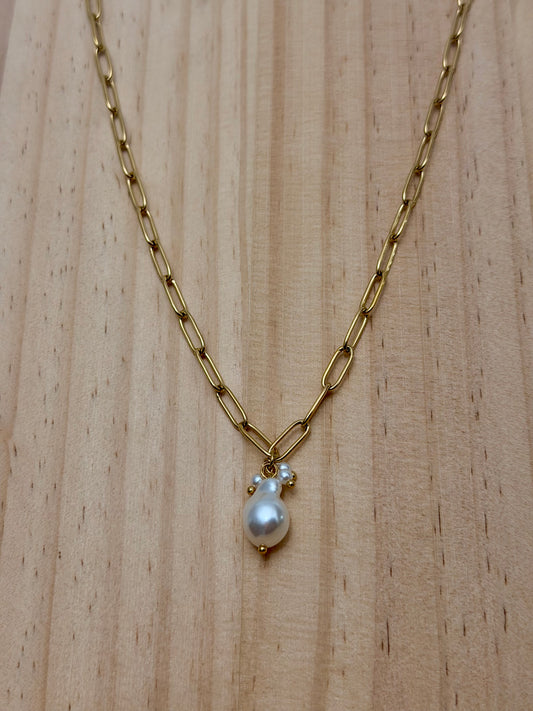 Barroque necklace