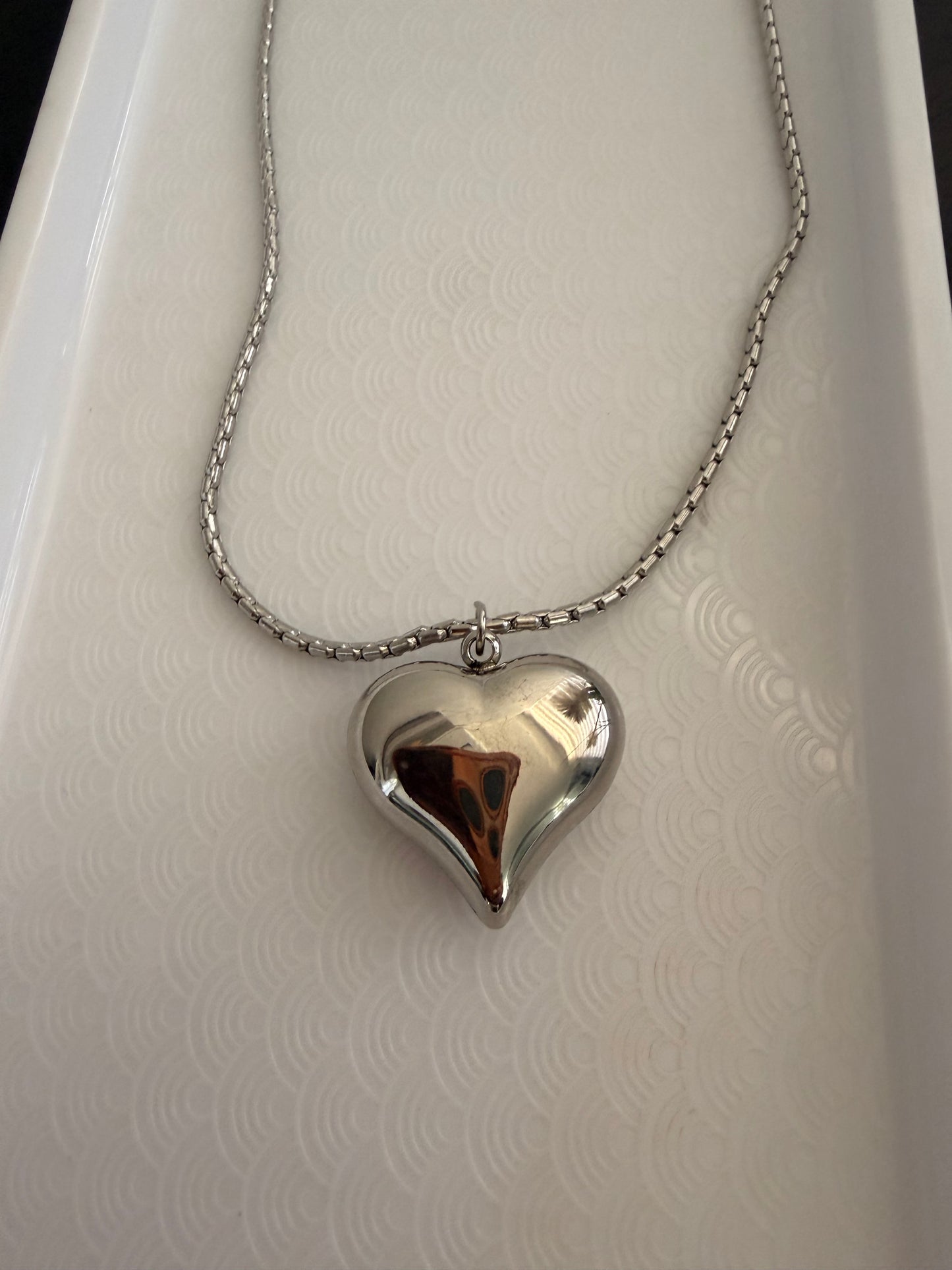 Corazón impacto necklace
