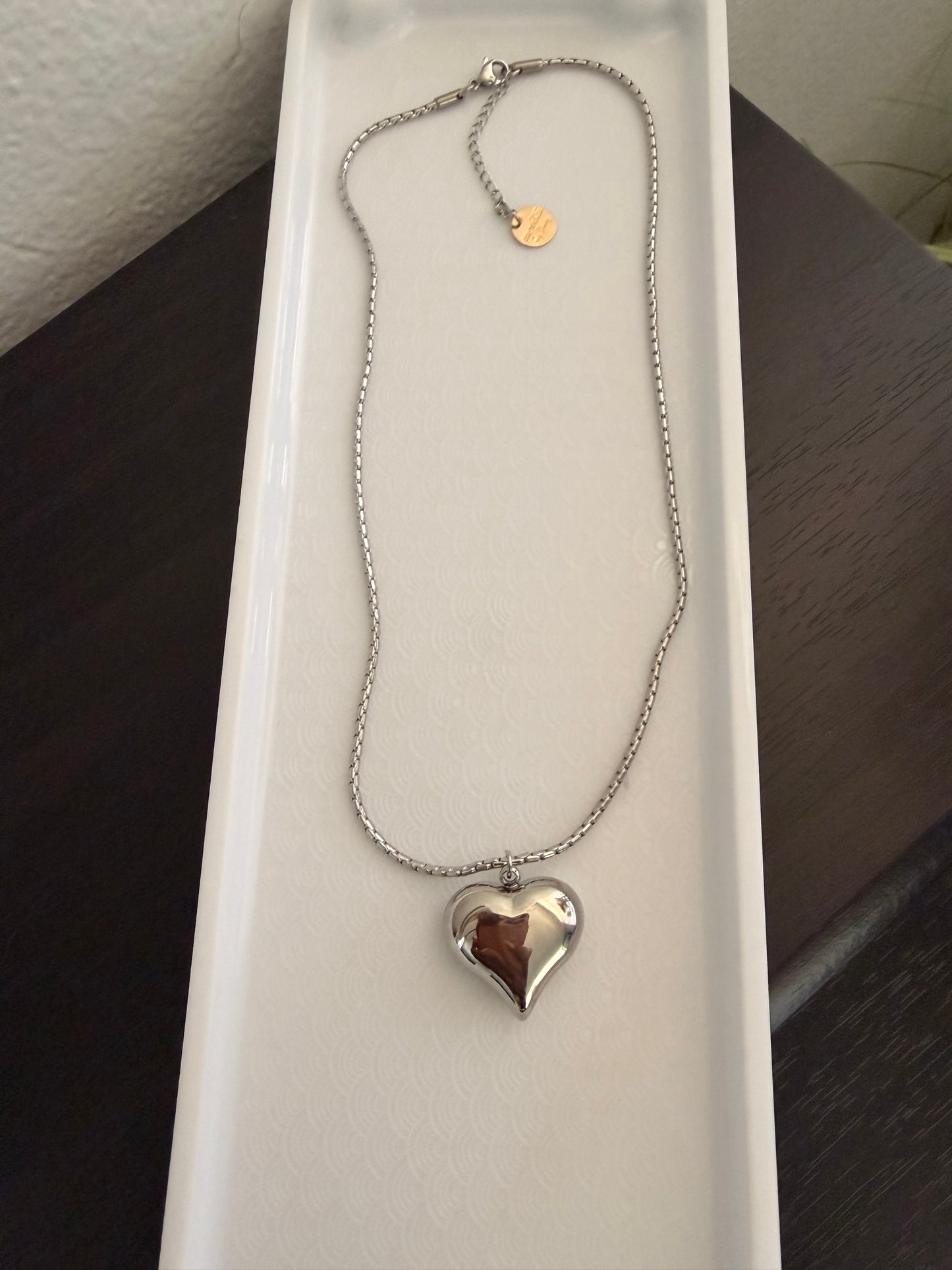 Corazón impacto necklace