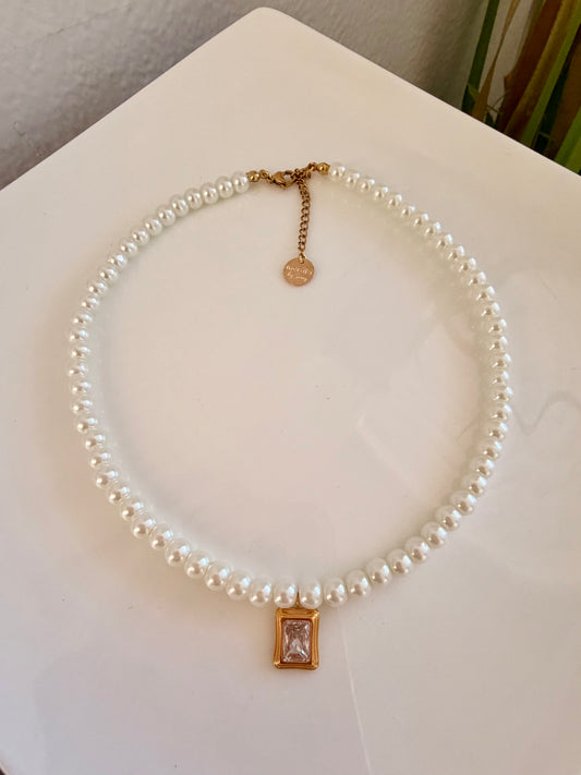 Diamante necklace