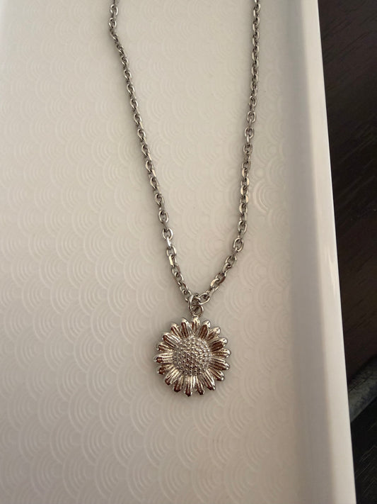 Girasol radiante necklace