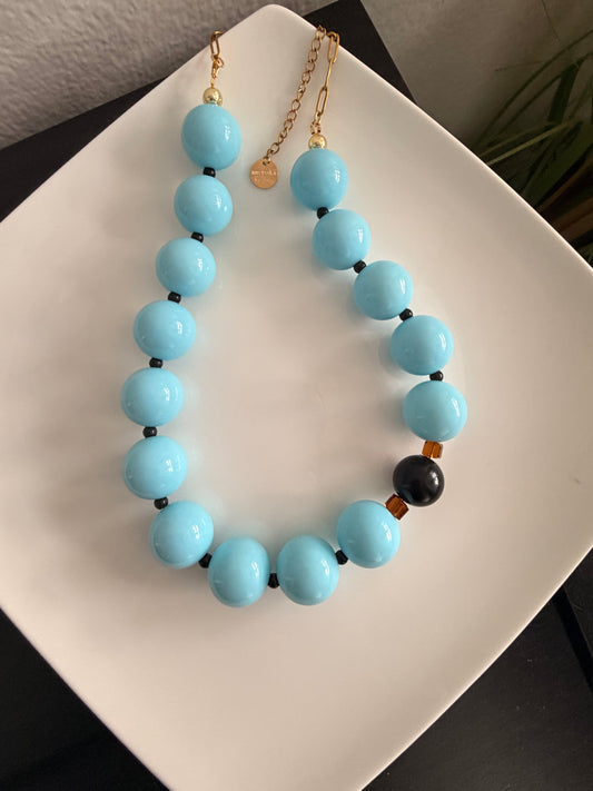 Bleu Paris necklace
