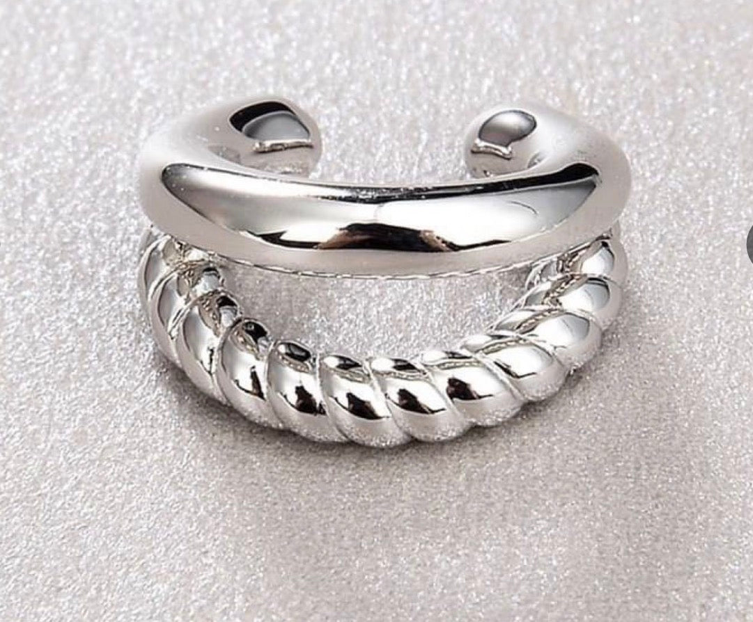 Silver Twist Ear Cuff